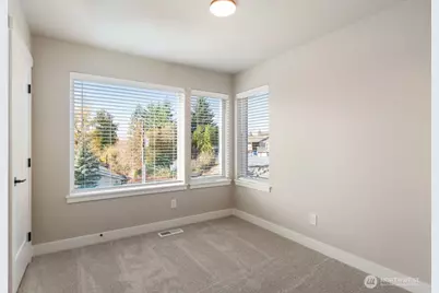 12814 66th Avenue S, Seattle, WA 98178 - Photo 23
