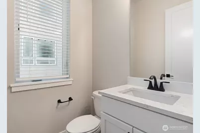 12814 66th Avenue S, Seattle, WA 98178 - Photo 5