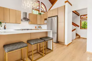2419 Federal Ave E, Seattle, WA 98102 - Photo 5