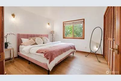 2419 Federal Avenue E, Seattle, WA 98102 - Photo 15