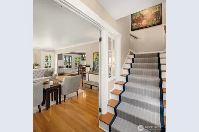 2403 11th Avenue W, Seattle, WA 98119 - Photo 5