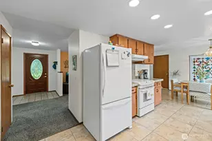 617 S E St, Port Angeles, WA 98363 - Photo 7