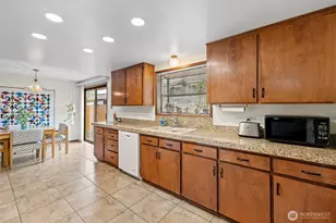 617 S E St, Port Angeles, WA 98363 - Photo 11