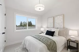 8815 Densmore Ave N, Seattle, WA 98103 - Photo 29