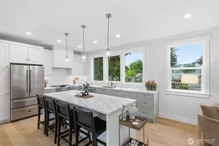 8815 Densmore Ave N, Seattle, WA 98103 - Photo 11