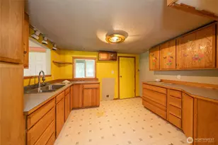 18645 Dynamite Dr SE, Yelm, WA 98597 - Photo 3