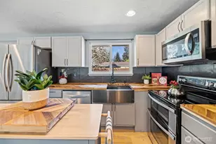16020 70th Ave E, Puyallup, WA 98375 - Photo 7
