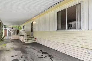 5220 SW 176th St, Lynnwood, WA 98037 - Photo 3
