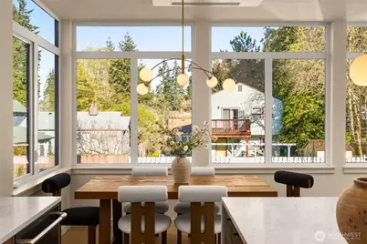 14031 Densmore Avenue N, Seattle, WA 98133 - Photo 15