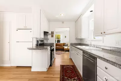 8633 36th Ave SW, Seattle, WA 98126 - Photo 11