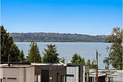 6304 Lakeview Drive, Kirkland, WA 98033 - Photo 7