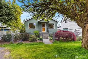 705 N 104th St, Seattle, WA 98133 - Photo 1