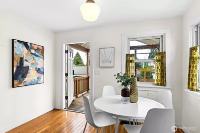 705 N 104th Street, Seattle, WA 98133 - Photo 7