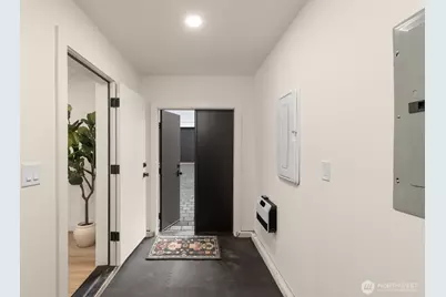 14035 Densmore Avenue N, Seattle, WA 98133 - Photo 25
