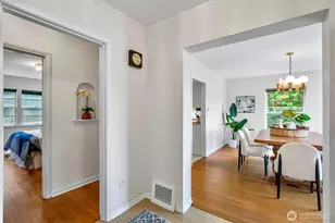 2814 42nd Ave W, Seattle, WA 98199 - Photo 11