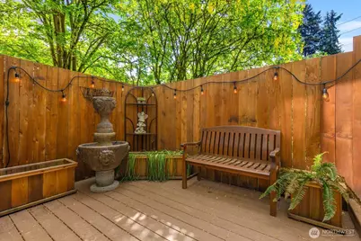 2210 NE 92nd St #104, Seattle, WA 98115 - Photo 7