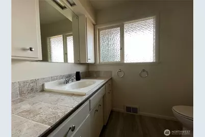 4030 Factoria Boulevard SE, Bellevue, WA 98006 - Photo 13