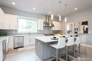 1808 104th Ave SE, Bellevue, WA 98004 - Photo 5
