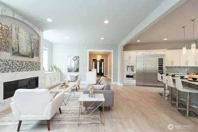 1808 104th Avenue SE, Bellevue, WA 98004 - Photo 3