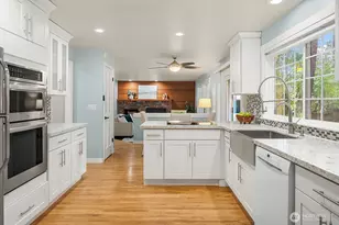 14314 NE 10th Pl, Bellevue, WA 98007 - Photo 11