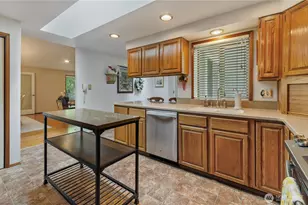 408 Stonewood Dr SE, Olympia, WA 98513 - Photo 15