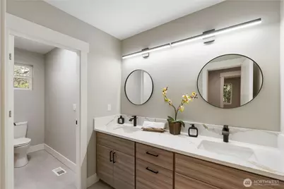 6598 Vandermark Road E, Bonney Lake, WA 98391 - Photo 25