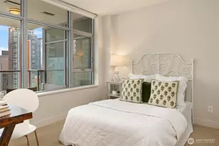 583 Battery St, Seattle, WA 98121 - Photo 17