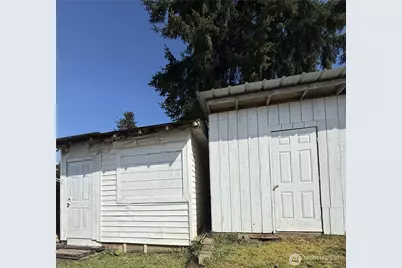 1919 Riddell Street, Raymond, WA 98577 - Photo 17