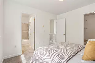 7118 NE 171st Ln, Kenmore, WA 98028 - Photo 11