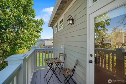 8304 54th Avenue S, Seattle, WA 98118 - Photo 31