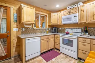 1850 Timber Mountain Loop, Cle Elum, WA 98922 - Photo 7