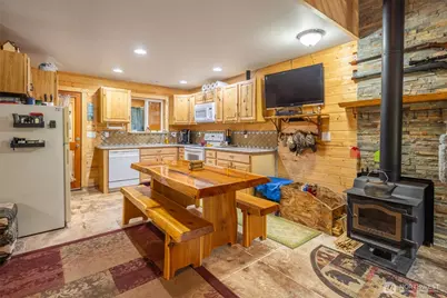 1850 Timber Mountain Loop, Cle Elum, WA 98922 - Photo 3