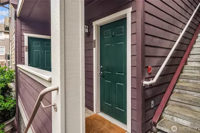 5430 California Avenue SW #2C, Seattle, WA 98136 - Photo 3