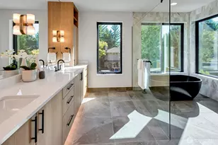 6950 SE Maker St, Mercer Island, WA 98040 - Photo 19