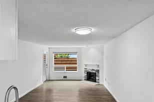 10501 8th Ave NE, Seattle, WA 98125 - Photo 9