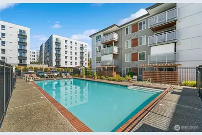 10501 8th Avenue NE #128, Seattle, WA 98125 - Photo 33
