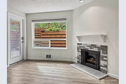 10501 8th Avenue NE #128, Seattle, WA 98125 - Photo 7