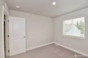 8733 151st St E, Puyallup, WA 98375 - Photo 11