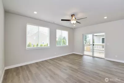 8733 151st Street E, Puyallup, WA 98375 - Photo 5