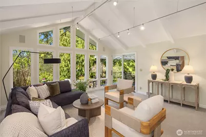 3409 Magnolia Blvd W, Seattle, WA 98199 - Photo 11