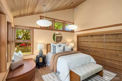3409 Magnolia Blvd W, Seattle, WA 98199 - Photo 15