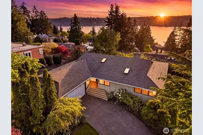 15419 62nd Avenue NE, Kenmore, WA 98028 - Photo 1