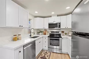 1324 116th St, Tacoma, WA 98444 - Photo 13