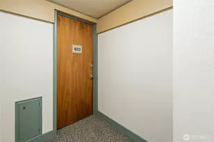 521 5th Ave W, Seattle, WA 98119 - Photo 29