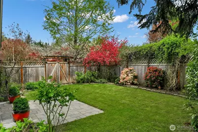 15631 SE 156th Street, Renton, WA 98058 - Photo 25