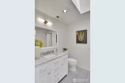 15631 SE 156th Street, Renton, WA 98058 - Photo 21