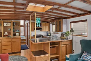 2143 N Northlake Way, Seattle, WA 98103 - Photo 9