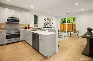 7064 Cleopatra Pl NW, Seattle, WA 98117 - Photo 7