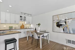 733 Lake St S, Kirkland, WA 98033 - Photo 11