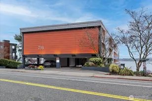 733 Lake St S, Kirkland, WA 98033 - Photo 3